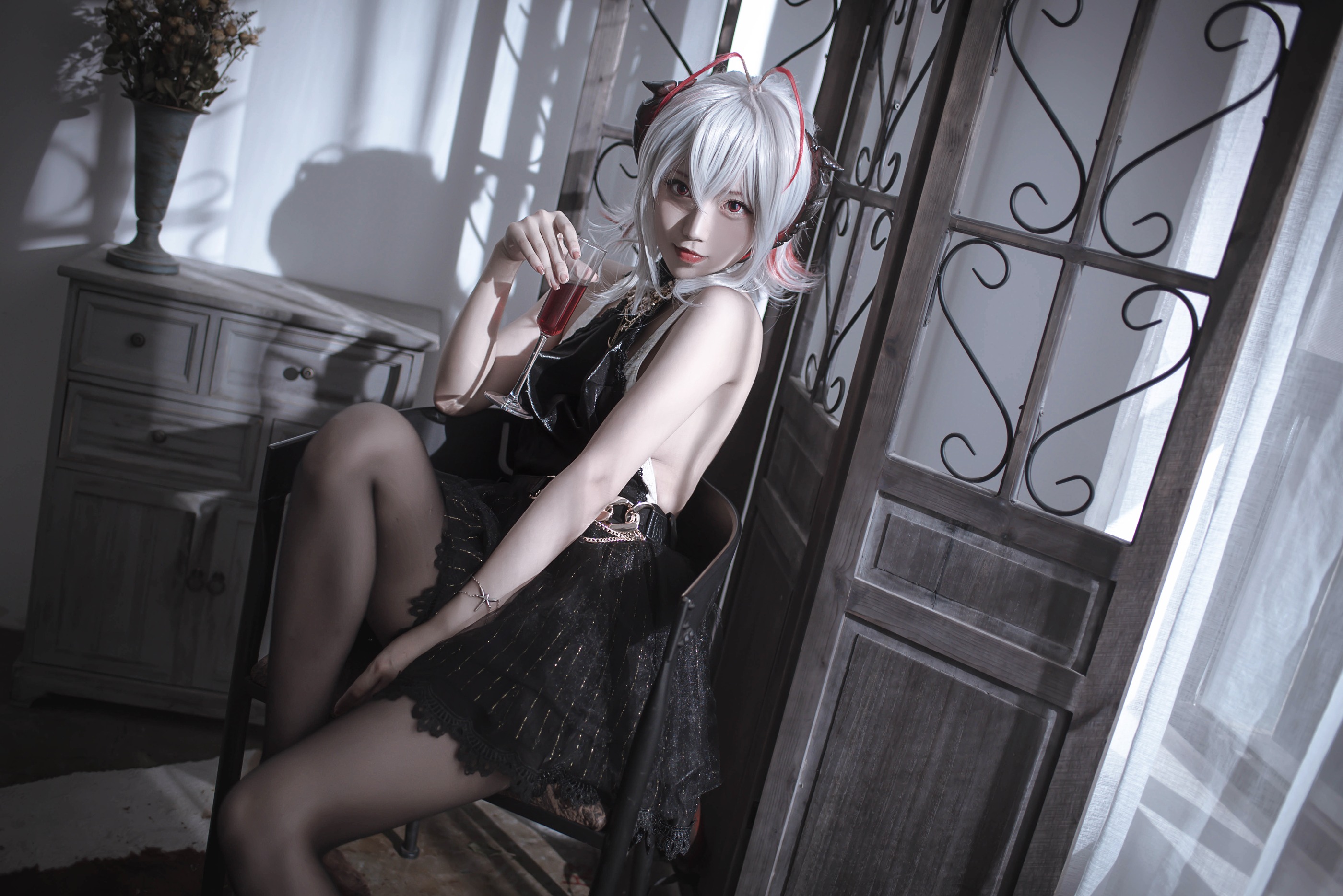 图片[1]-切切celia – NO.003 明日方舟 W 礼服[20P]-XikXak